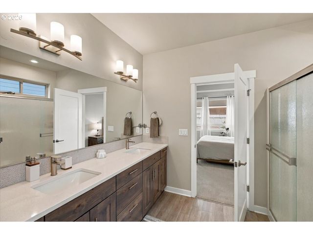 3635 Sw BADGER Ct, Redmond, OR 97756