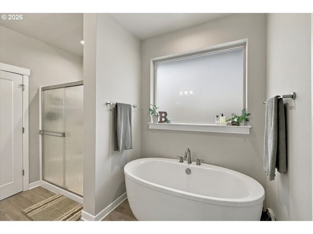 3635 Sw BADGER Ct, Redmond, OR 97756