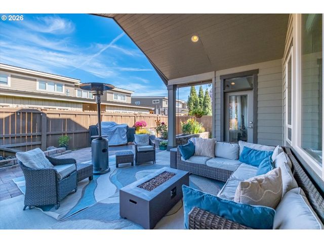 3635 Sw BADGER Ct, Redmond, OR 97756