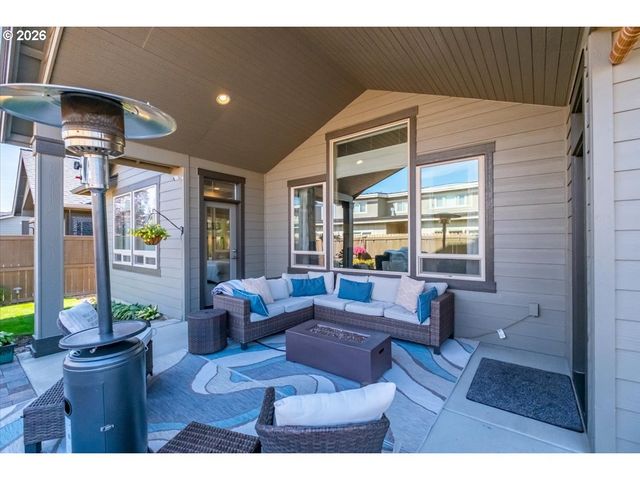 3635 Sw BADGER Ct, Redmond, OR 97756