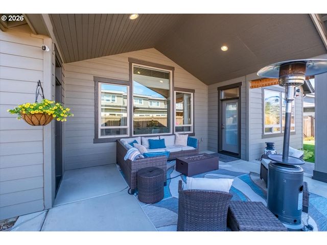 3635 Sw BADGER Ct, Redmond, OR 97756