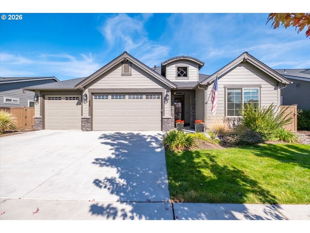 3635 Sw BADGER Ct, Redmond, OR 97756