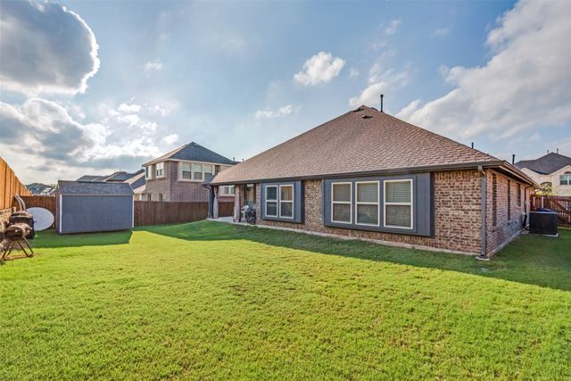 1003 Creekhaven Lane, Mansfield, TX 76063
