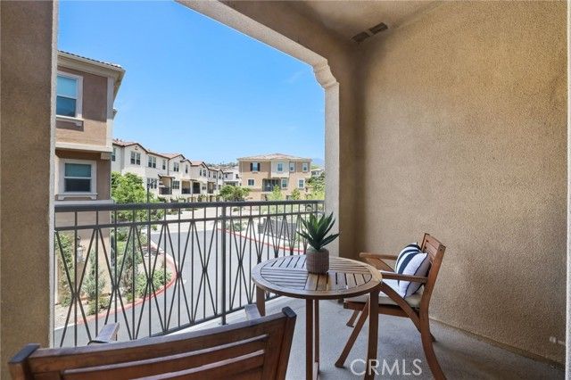 109 Alder Ridge, Lake Forest (el Toro), CA 92610