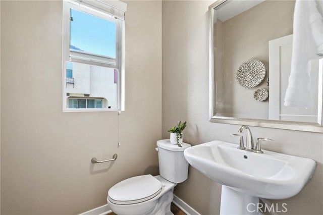 109 Alder Ridge, Lake Forest (el Toro), CA 92610