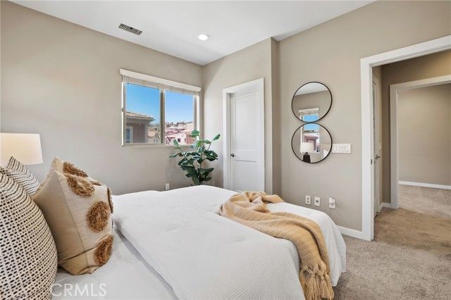 109 Alder Ridge, Lake Forest (el Toro), CA 92610