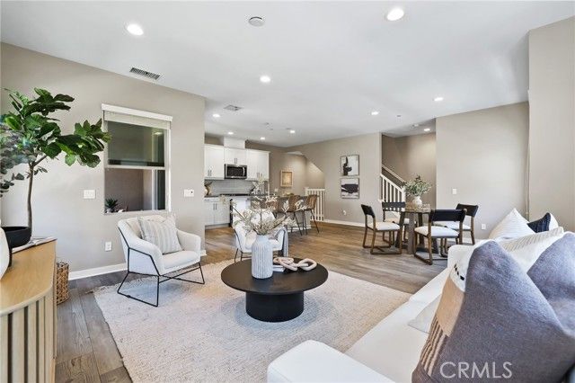 109 Alder Ridge, Lake Forest (el Toro), CA 92610