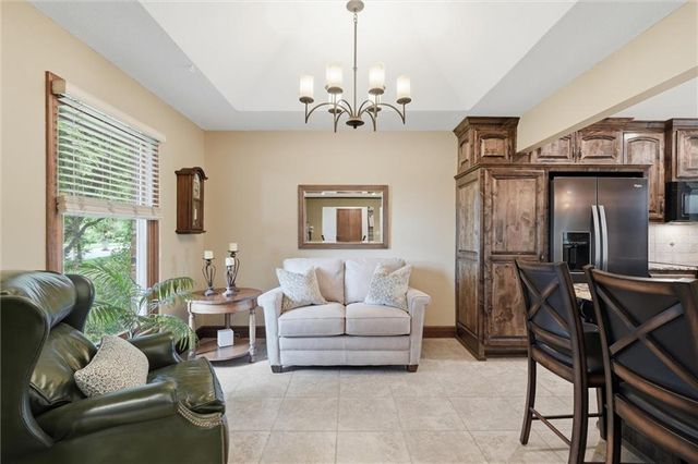 16537 Glenwood Street, Stilwell, KS 66085