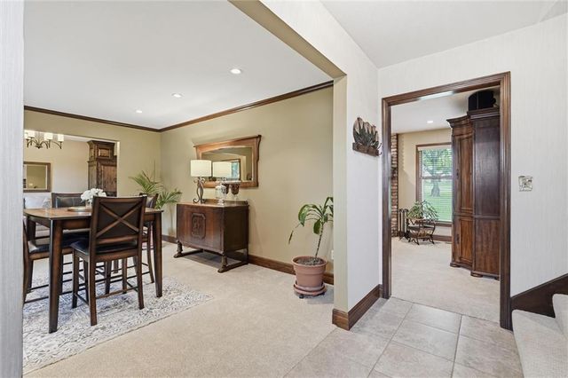 16537 Glenwood Street, Stilwell, KS 66085