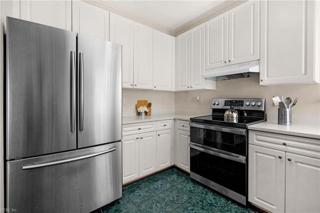 3720 Finish Line ARCH, Suffolk, VA 23435