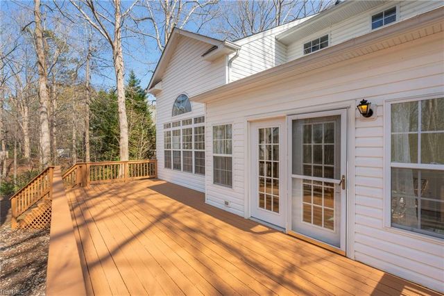 3720 Finish Line ARCH, Suffolk, VA 23435