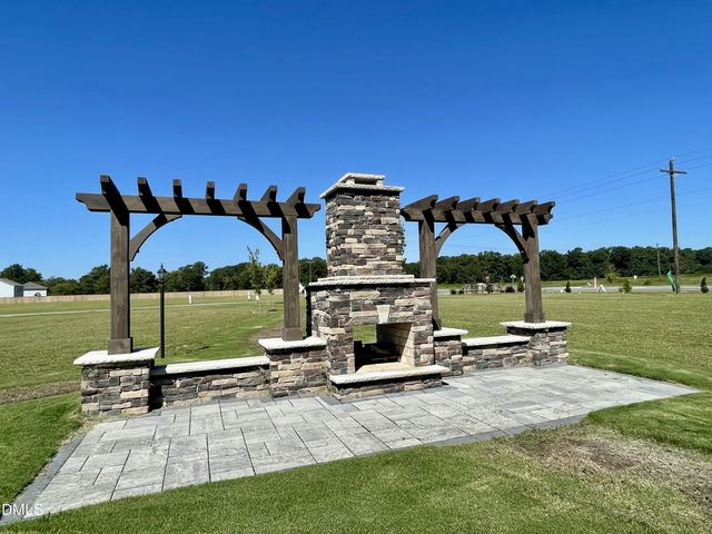260 Freedom Heights Lane, Smithfield, NC 27577