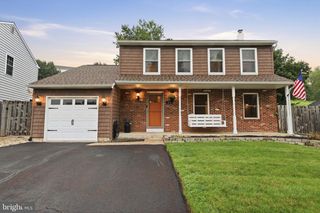512 AMHERST CIR, Perkasie, PA 18944