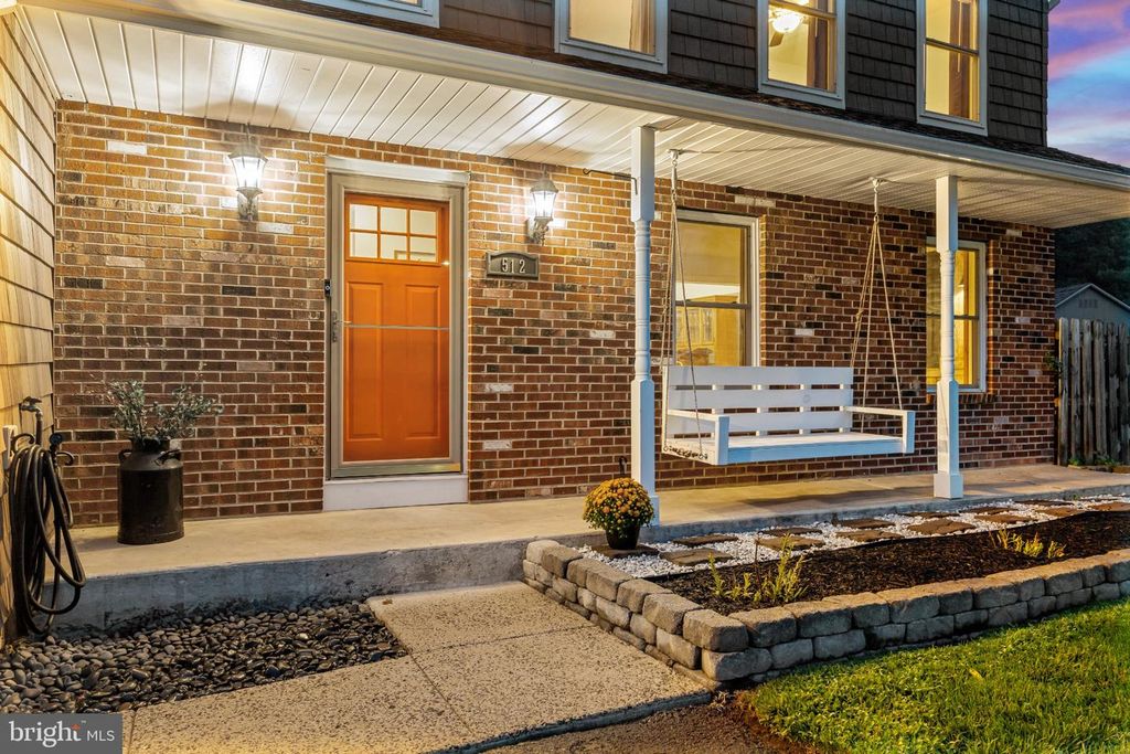 512 AMHERST CIR, PERKASIE, PA 18944 — photo 2