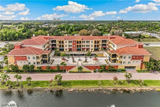 21530 Strada Nuova CIR 409, Estero, FL 33928