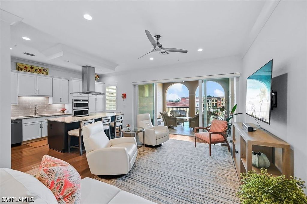 21530 Strada Nuova CIR 409, Estero, FL 33928