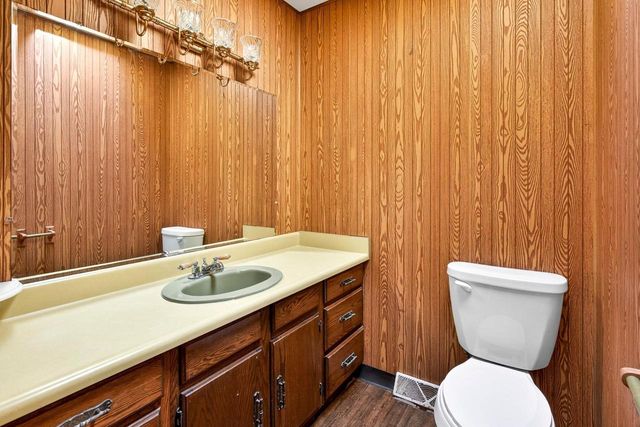 W7975 TREPTOW LANE, Eldorado, WI 54932