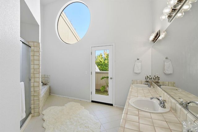 1536 Mission Blvd, Santa Rosa, CA 95409