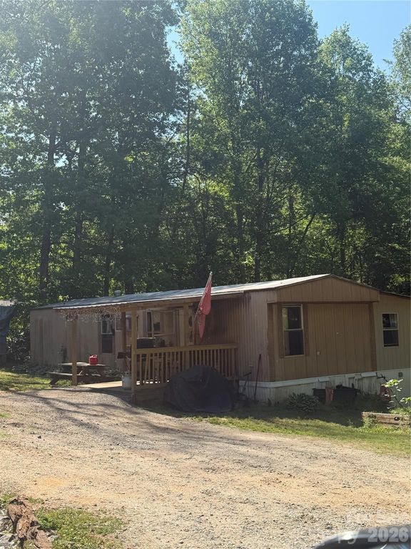 1357 Airport Rhodhiss Road 3, Hickory, NC 28601