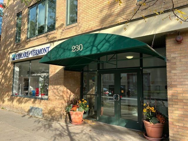 230 College St Apt 7, Burlington, VT 05401