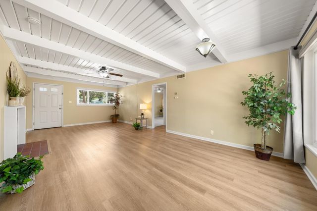 2365 Santa Anita Dr, Sacramento, CA 95825