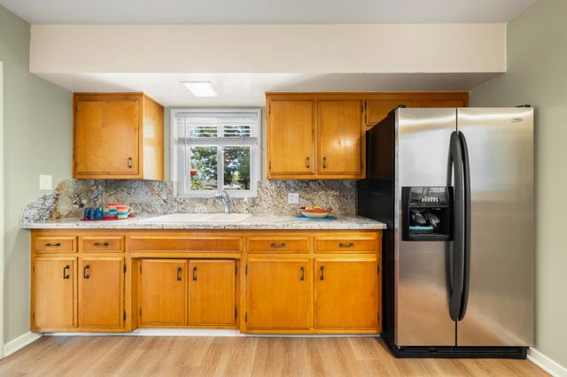 2365 Santa Anita Dr, Sacramento, CA 95825
