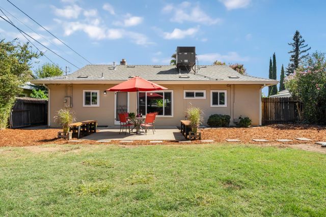 2365 Santa Anita Dr, Sacramento, CA 95825