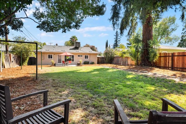 2365 Santa Anita Dr, Sacramento, CA 95825