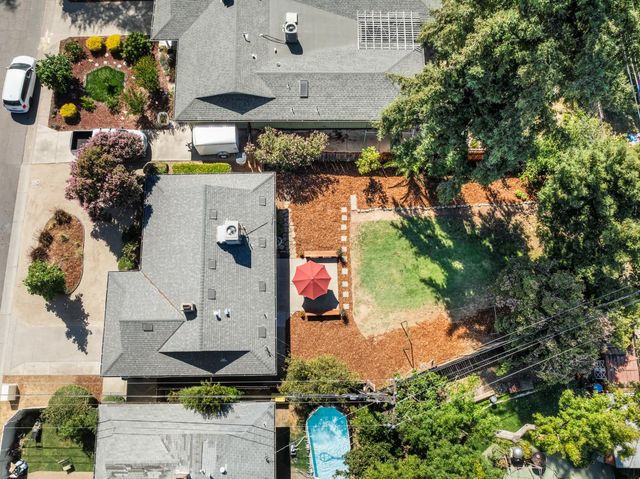 2365 Santa Anita Dr, Sacramento, CA 95825
