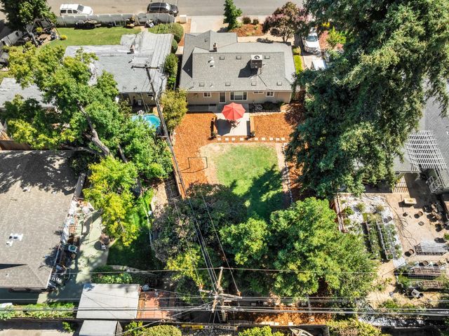 2365 Santa Anita Dr, Sacramento, CA 95825