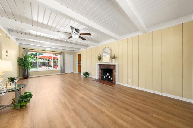 2365 Santa Anita Dr, Sacramento, CA 95825