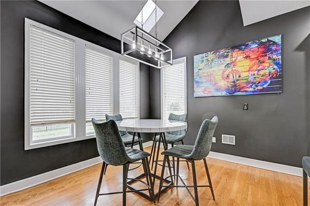 9008 N Lewis Avenue, Kansas City, MO 64157