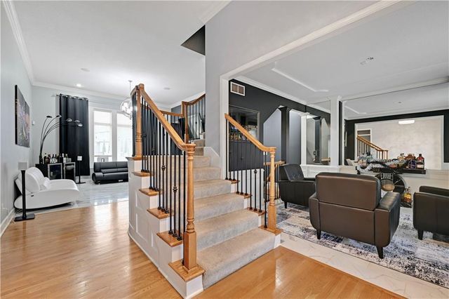 9008 N Lewis Avenue, Kansas City, MO 64157