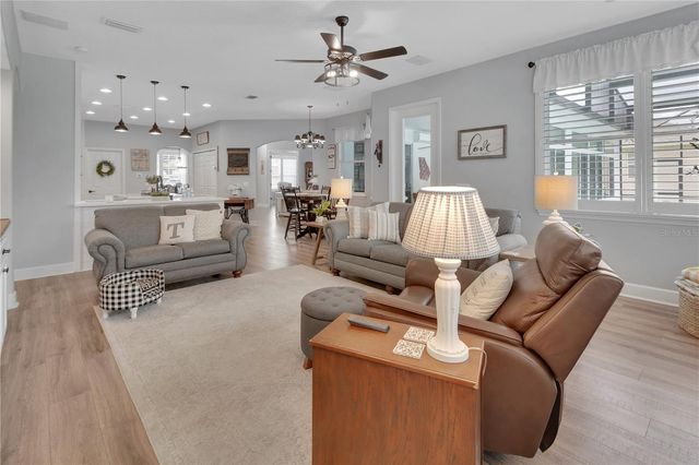 105 PINE SIDE DRIVE, Debary, FL 32713