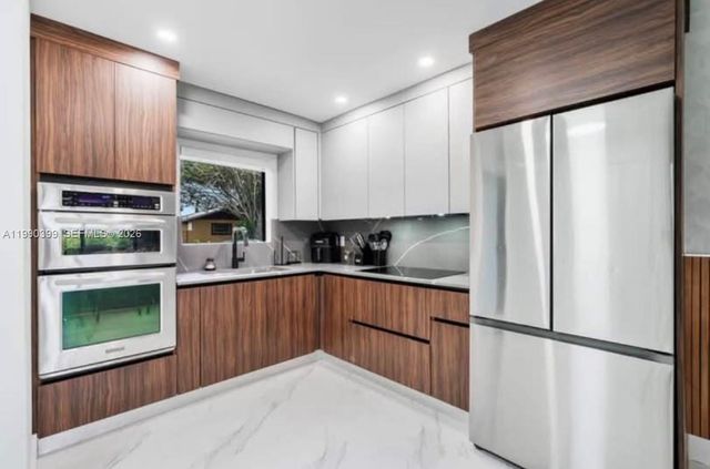 2871 NW 204th Ln, Miami Gardens, FL 33056