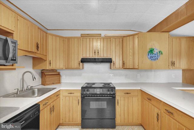 3300 MARION ST, Reading, PA 19605