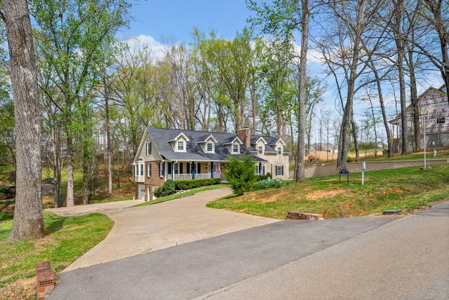 815 Shady Bluff Trl, Clarksville, TN 37043