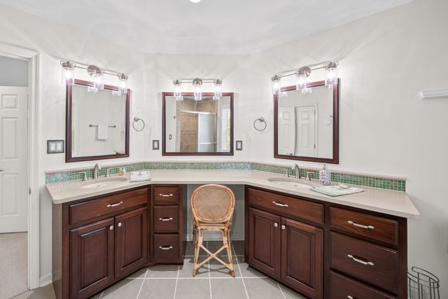 815 Shady Bluff Trl, Clarksville, TN 37043