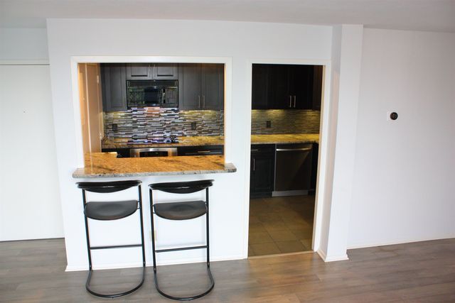 2277 Union Ave Apt 502, Memphis, TN 38104