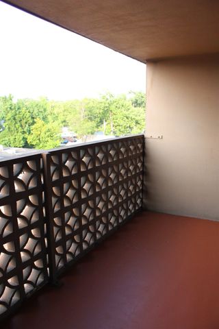 2277 Union Ave Apt 502, Memphis, TN 38104