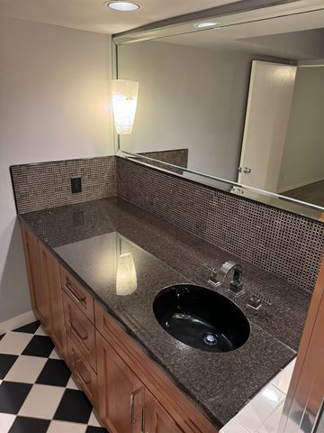 2277 Union Ave Apt 502, Memphis, TN 38104