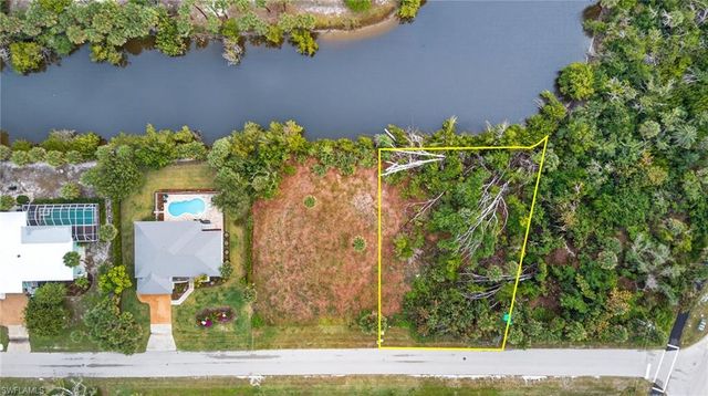 3304 Saint Kilda RD, Sanibel, FL 33957