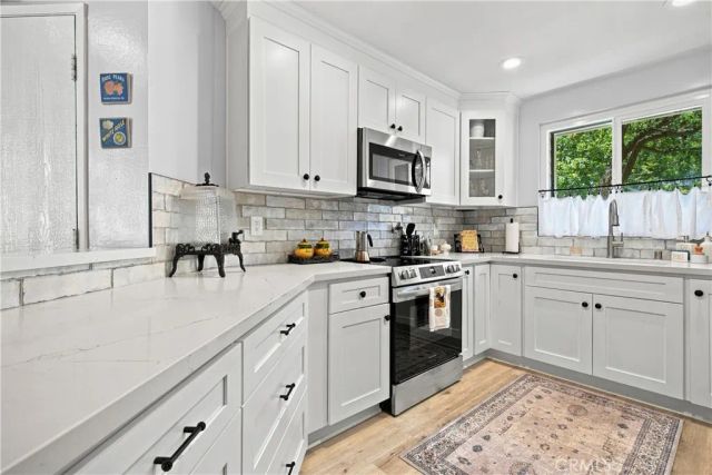 25697 Pine Creek, Wilmington, CA 90744