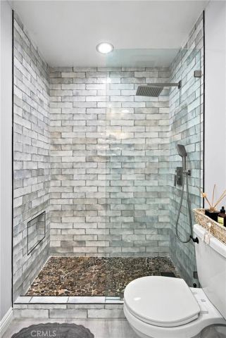 25697 Pine Creek, Wilmington, CA 90744