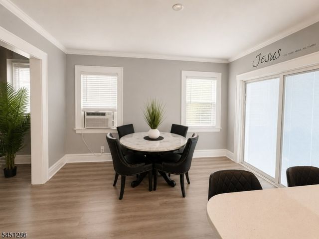 39 Park Dr S, West Orange Twp., NJ 07052