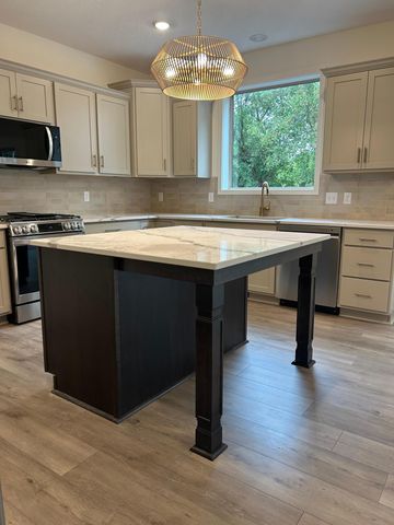 1320 136th Circle E, Rosemount, MN 55068