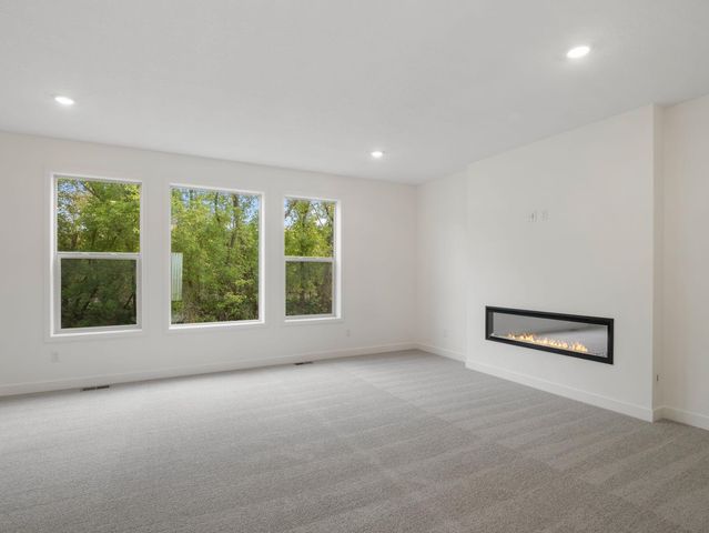 1320 136th Circle E, Rosemount, MN 55068