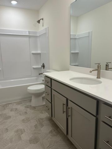 1320 136th Circle E, Rosemount, MN 55068