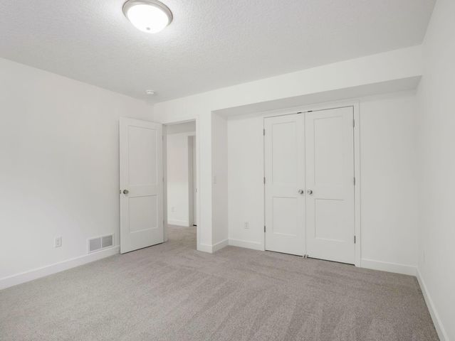 1320 136th Circle E, Rosemount, MN 55068
