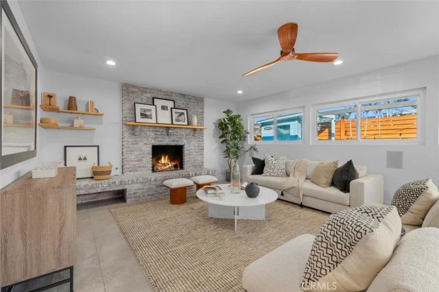 5513 W 138th Place, Hawthorne, CA 90250